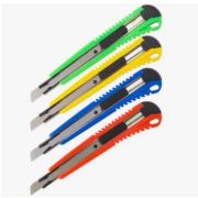 Строительный нож 18 мм в металлическом корпусе с винтовым зажимом